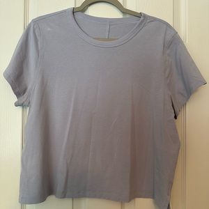 Lululemon Cates Cropped T-Shirt – Pastel Blue